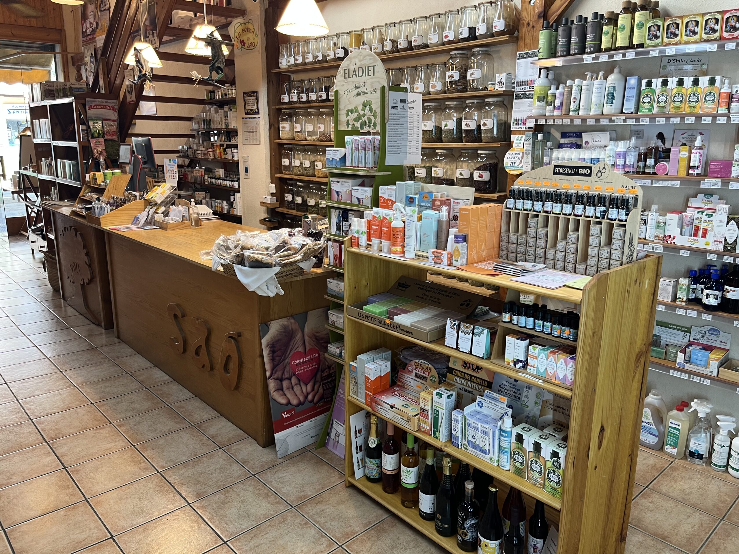 Foto interior tienda 11